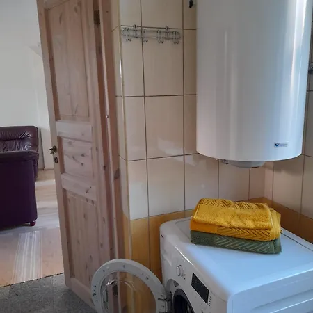 Maenni Hoovimaja Apartman